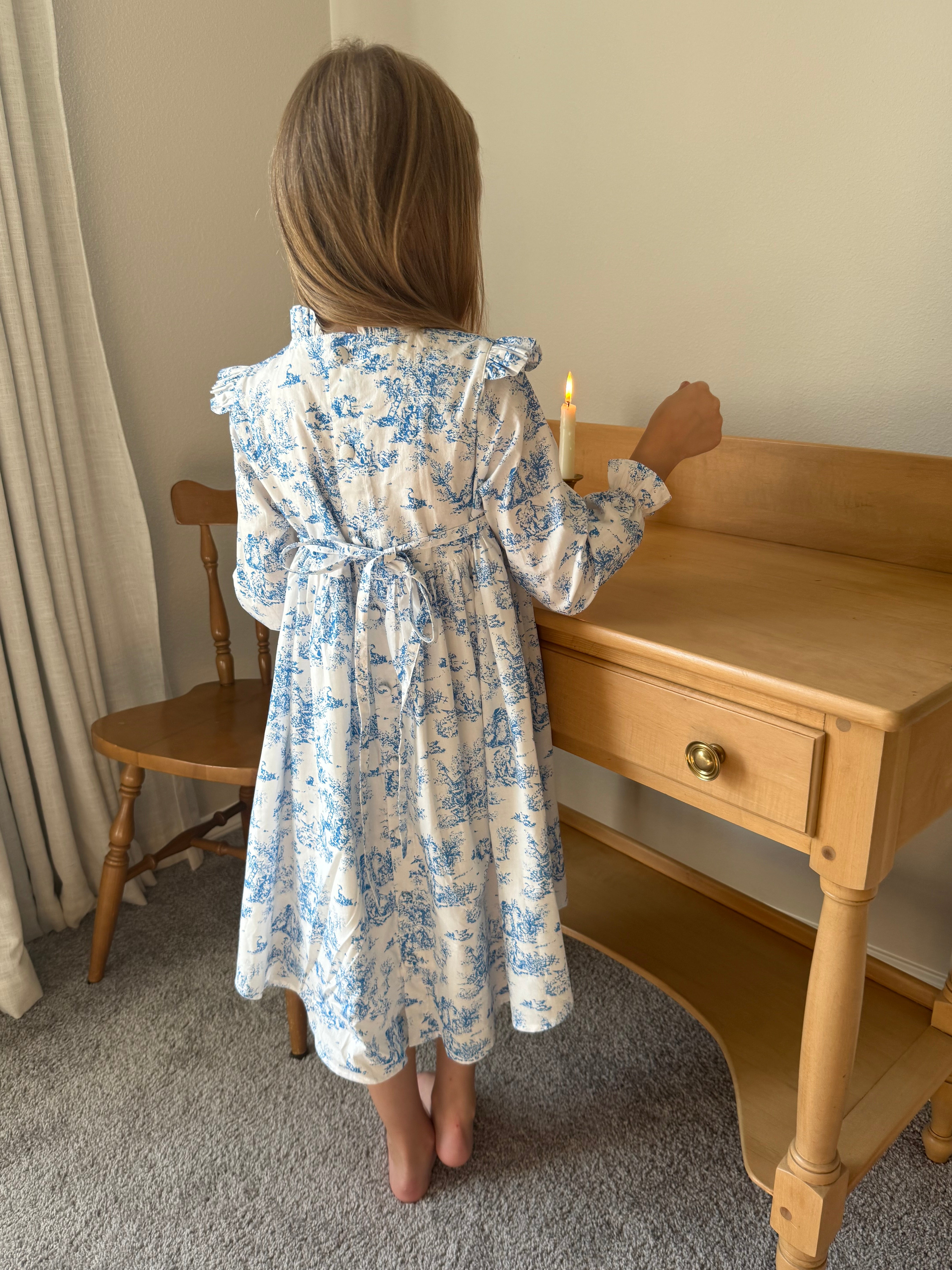 toile blue dress Aoki Dress-Blue pattern:geometric Ladies Flat Front Poly/Cotton 55% Linen Size:LARGE (12)