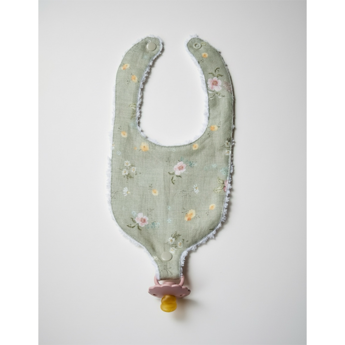 Soothe & Snap Pacifier Bib – Hedgerow Floral