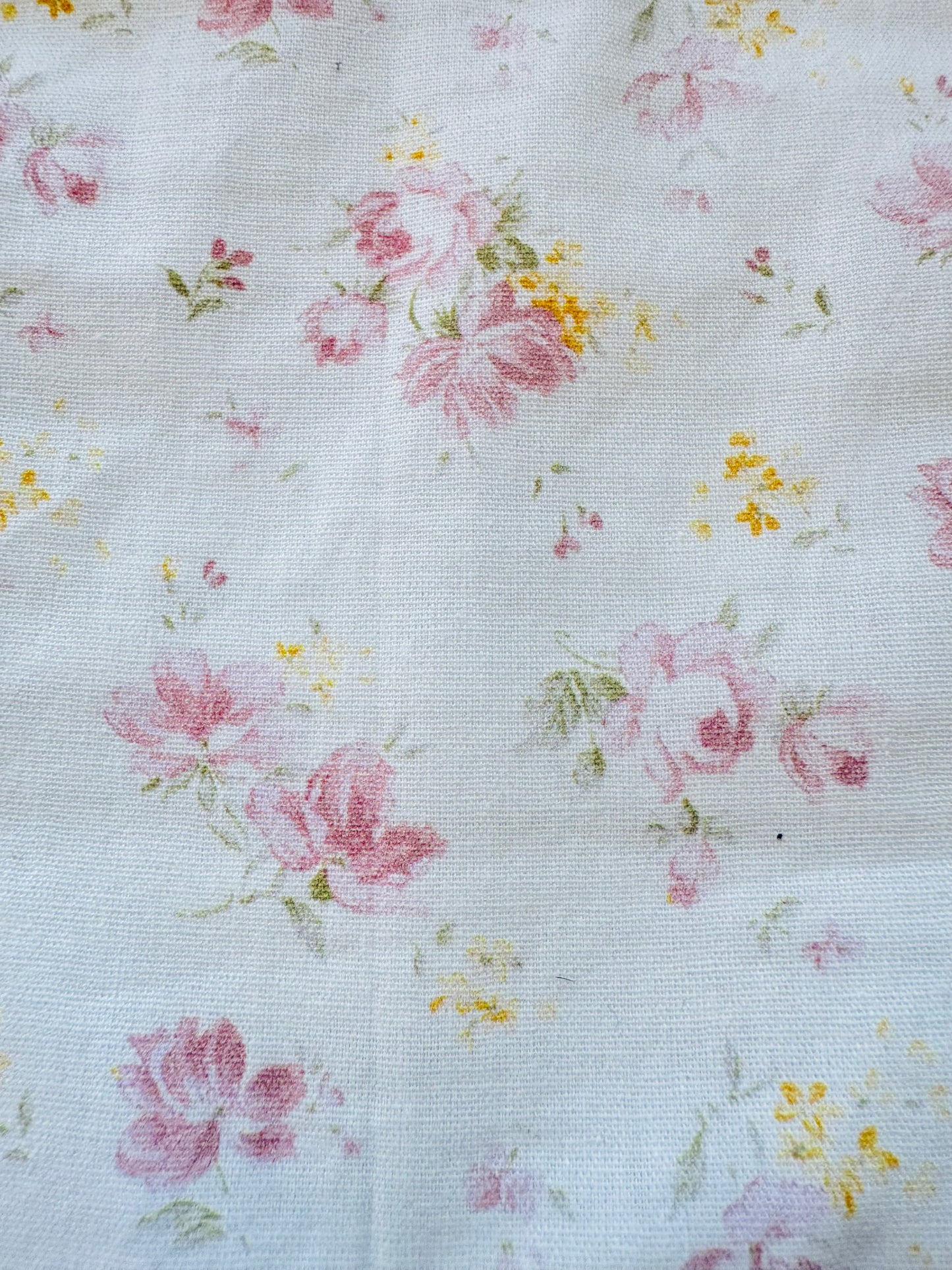 Soothe & Snap Pacifier Bib- Antique Rose
