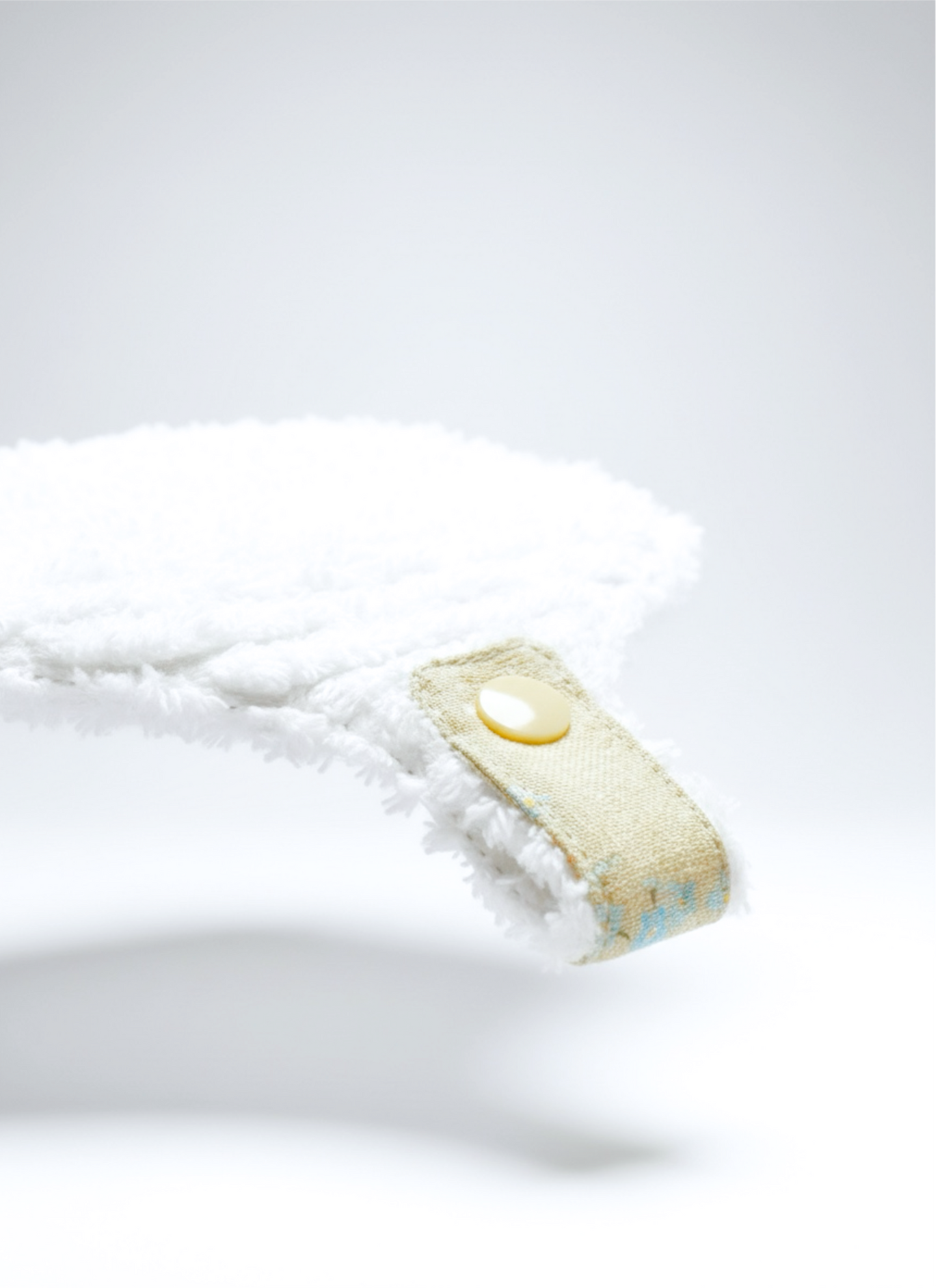 Sooth & Snap Pacifier Bib – Hedgerow Floral