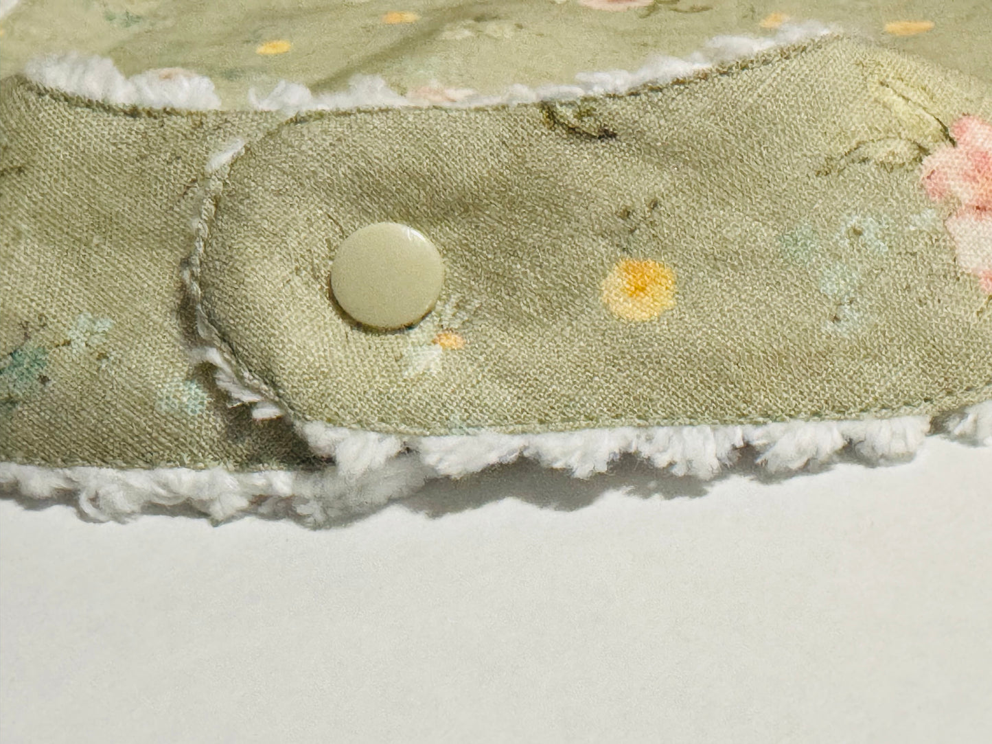 Sooth & Snap Pacifier Bib – Hedgerow Floral