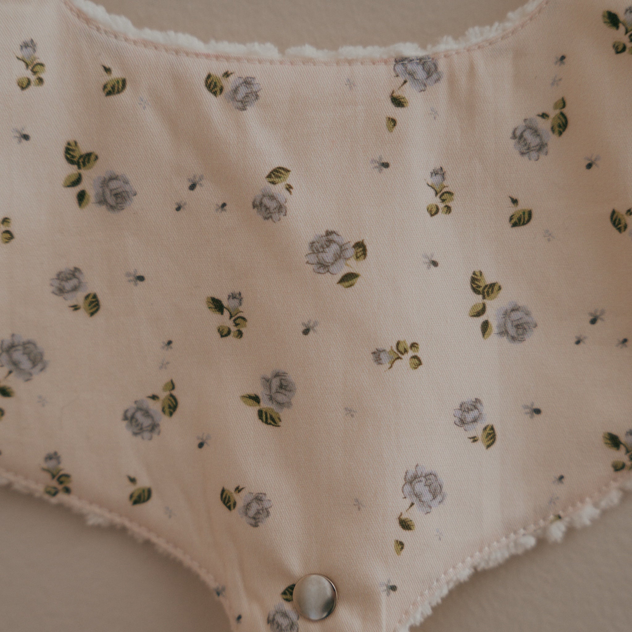 Pacifier Bib- Vintage Rosebud